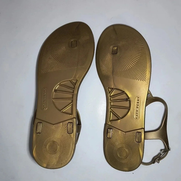 Katy Perry The Geli Studded T Strap Flat Thong Sandal, 7 - Picture 4 of 7